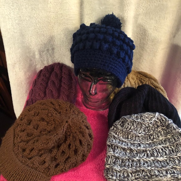 Six gently used knit/winter hats. - Picture 2 of 6